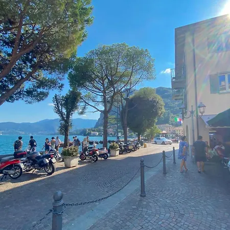 San Giusto I Villen-ferienwohnung メナッジョ